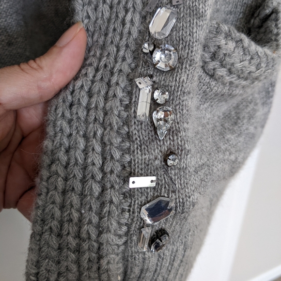 COPY - BCBG Grey cardigan med - Picture 5 of 8